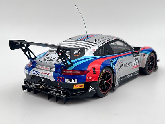 Product image 3 of 9