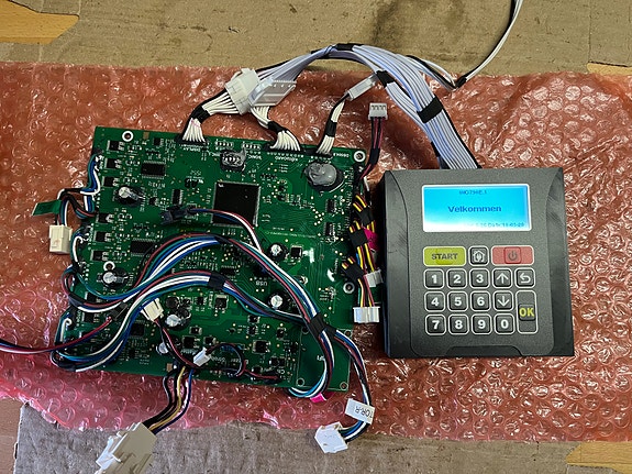 Product image 1 of 4