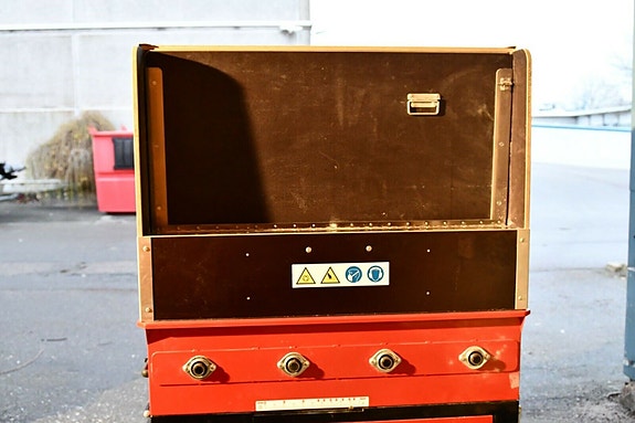 Product image 2 of 8