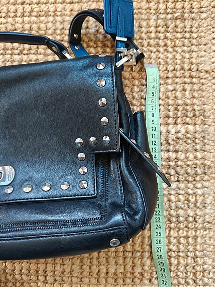 Product image 16 of 17