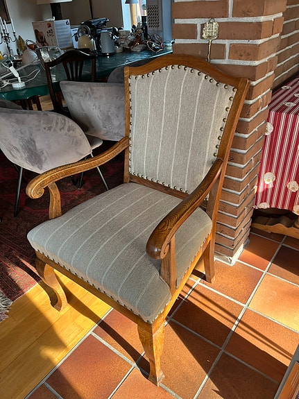 Product image 1 of 7