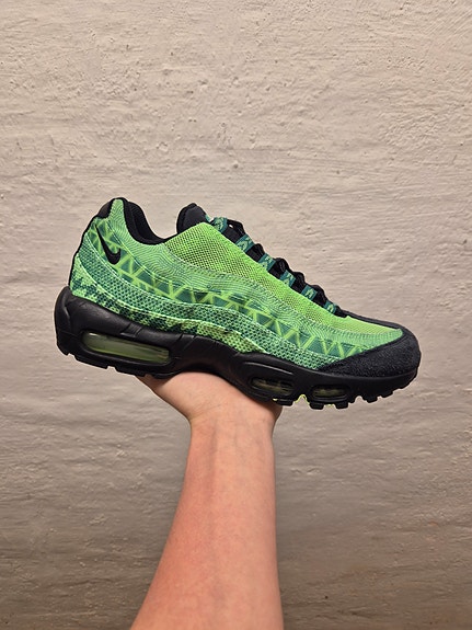 Product image 1 of 9