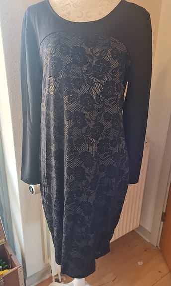 Product image 1 of 9