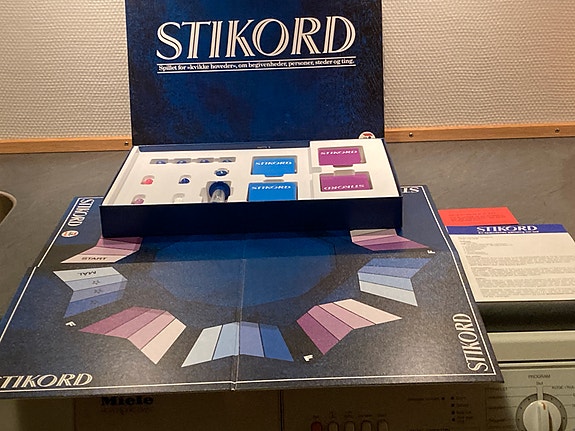 Product image 1 of 8