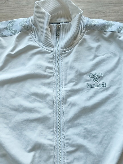Product image 15 of 24