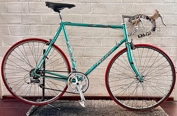 Product image 1 of 8