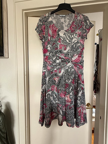 Product image 1 of 10