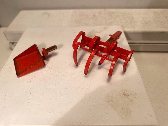 Product image 1 of 5