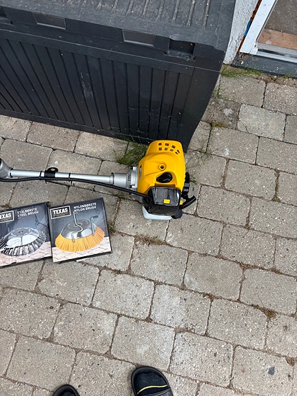 Product image 1 of 7