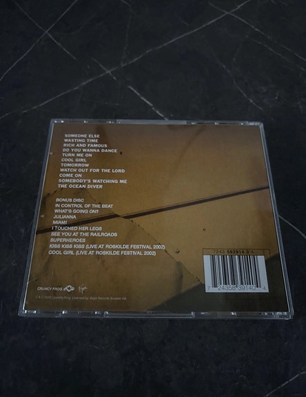 Product image 2 of 4