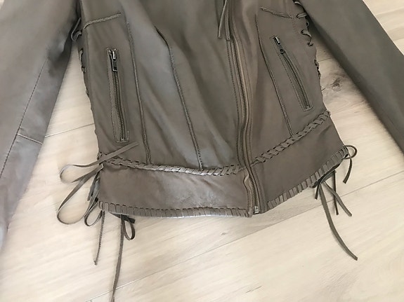 Product image 11 of 11