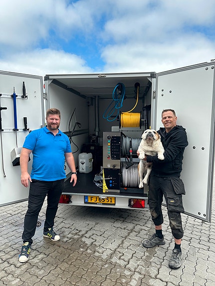 Product image 2 of 8