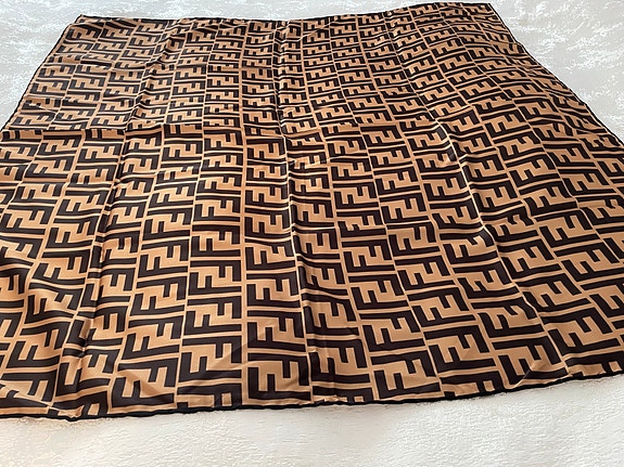 Product image 18 of 27