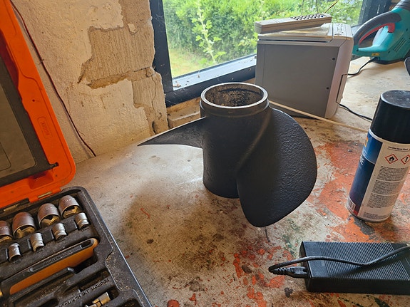 Product image 3 of 6