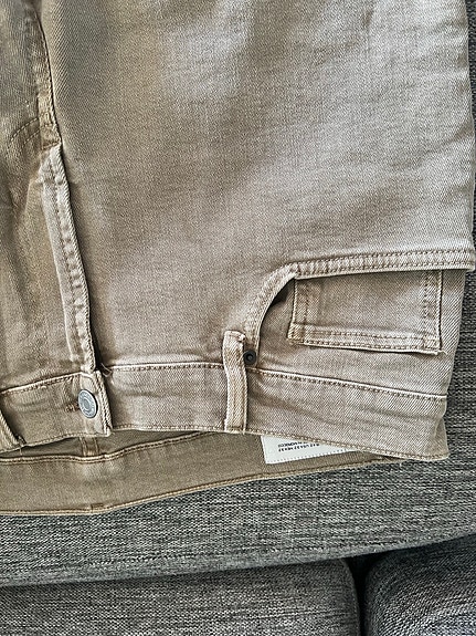 Product image 33 of 39