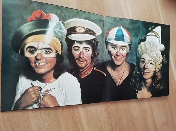 Product image 3 of 6