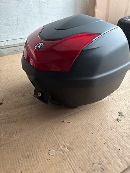 Product image 1 of 4