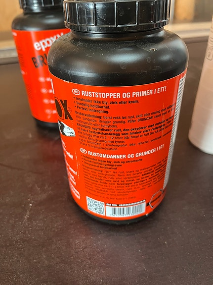 Product image 1 of 2