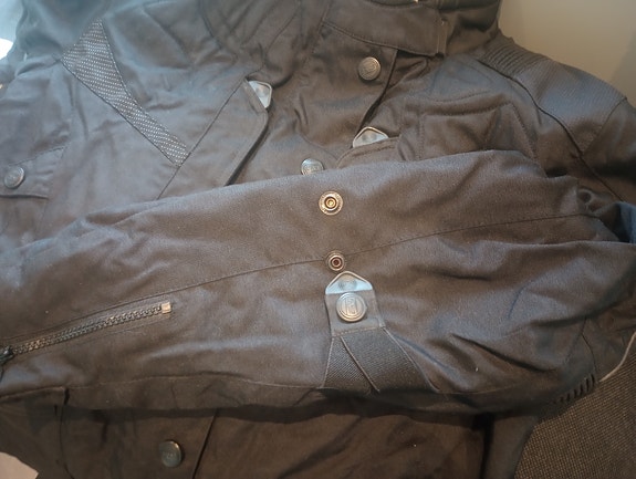 Product image 16 of 19
