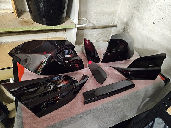 Product image 1 of 6