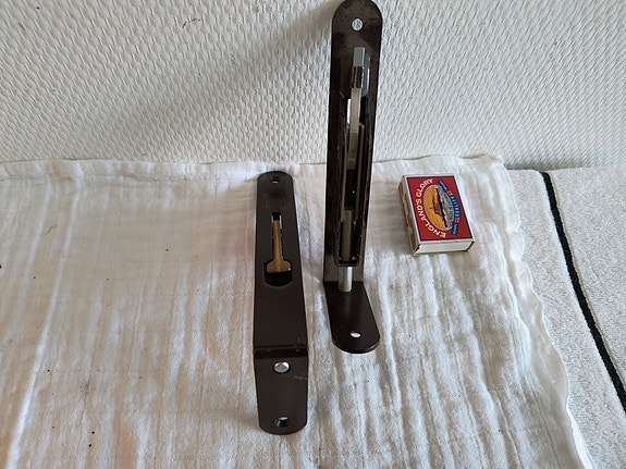 Product image 1 of 8