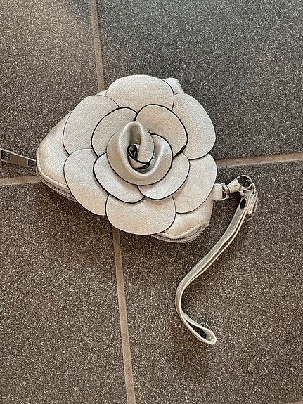 Product image 13 of 16