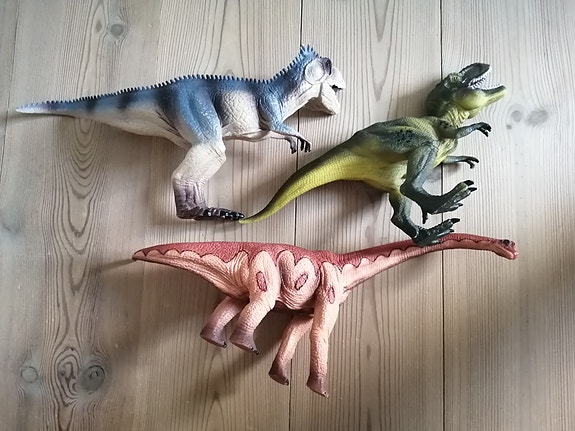 Product image 1 of 5