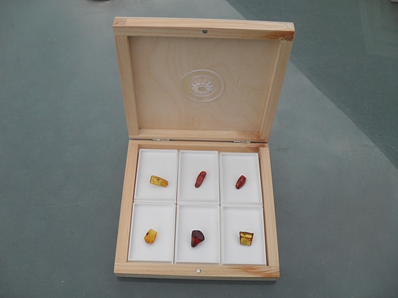 Product image 1 of 3