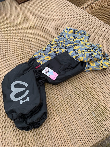 Product image 1 of 7