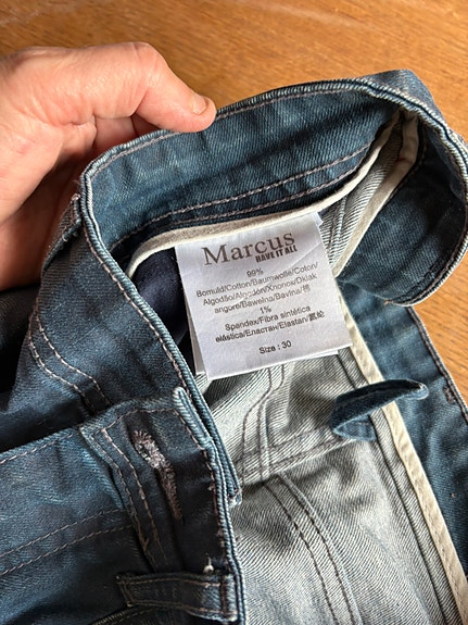Product image 12 of 36