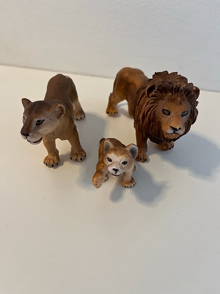 Product image 1 of 3