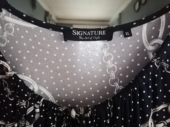 Product image 2 of 11