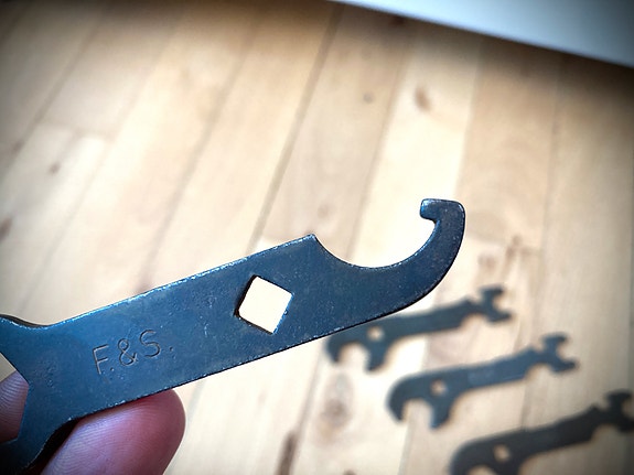 Product image 7 of 10