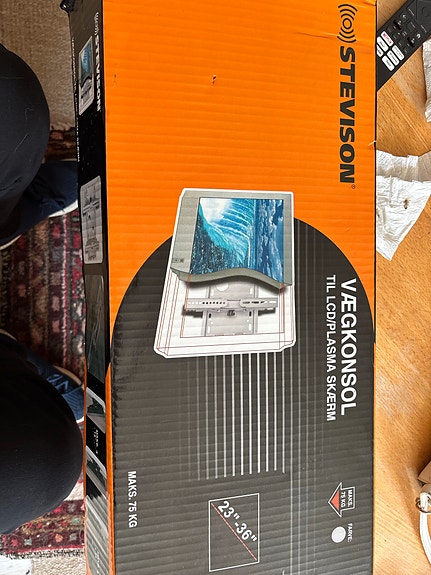 Product image 1 of 2