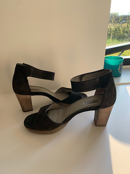 Product image 16 of 19