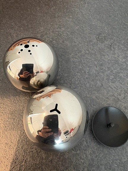 Product image 1 of 2