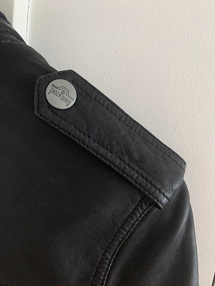 Product image 11 of 17