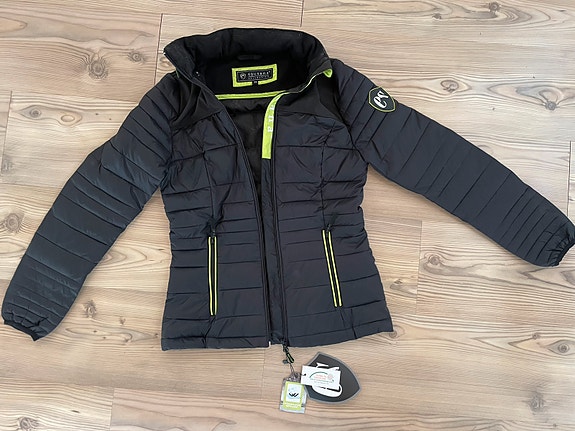 Product image 1 of 4