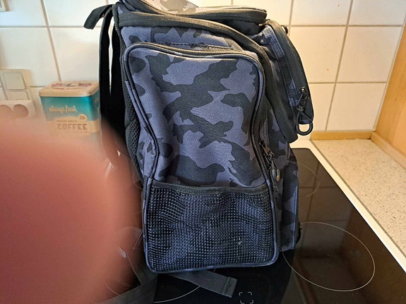 Product image 2 of 9