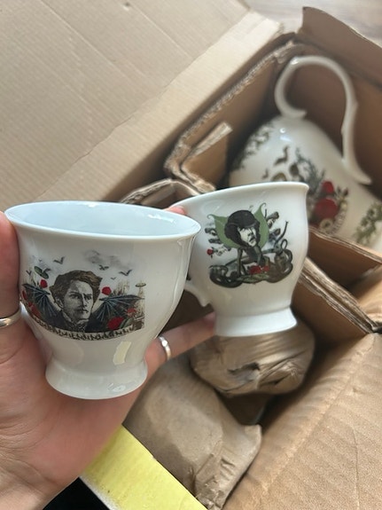 Product image 2 of 4