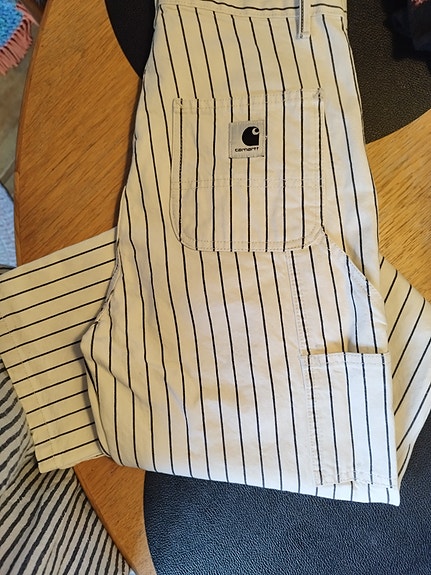 Product image 1 of 7