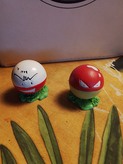 Product image 1 of 4