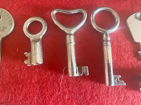 Product image 6 of 8