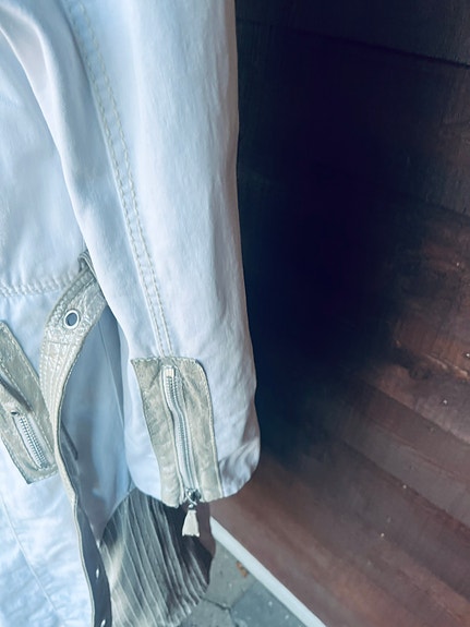 Product image 11 of 18