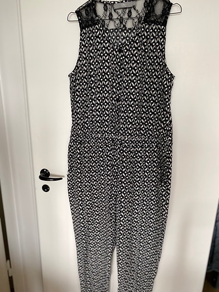 Product image 3 of 17