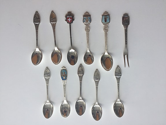 Product image 1 of 4