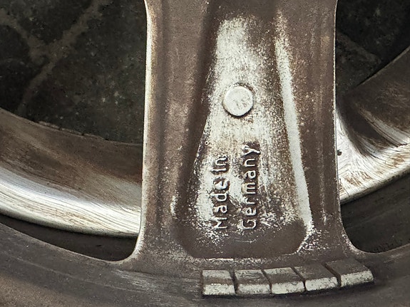 Product image 3 of 6