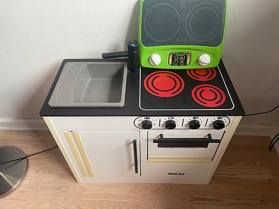 Product image 1 of 2