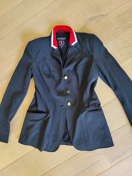 Product image 1 of 2