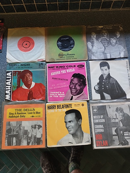 Product image 1 of 6